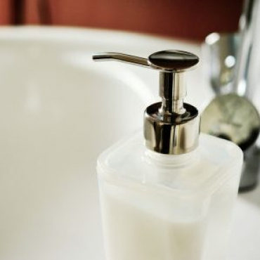 soap-dispenser-2337697_1920